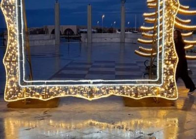 Luminarie San Salvo Realizza illuminazioni professionali per il tuo negozio, la tua città, o la tua cerimonia preferita. Lavoriamo sul territorio abruzzese, con sede a San Salvo. Illuminazioni san salvo, illuminazioni vasto, illuminazioni cupello, illuminazioni montenero, illuminazioni petacciato e dintorni.