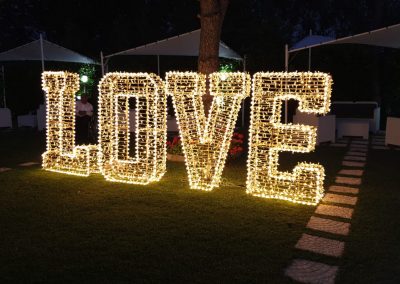Luminarie San Salvo Realizza illuminazioni professionali per il tuo negozio, la tua città, o la tua cerimonia preferita. Lavoriamo sul territorio abruzzese, con sede a San Salvo. Illuminazioni san salvo, illuminazioni vasto, illuminazioni cupello, illuminazioni montenero, illuminazioni petacciato e dintorni.