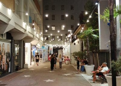 Luminarie San Salvo Realizza illuminazioni professionali per il tuo negozio, la tua città, o la tua cerimonia preferita. Lavoriamo sul territorio abruzzese, con sede a San Salvo. Illuminazioni san salvo, illuminazioni vasto, illuminazioni cupello, illuminazioni montenero, illuminazioni petacciato e dintorni.