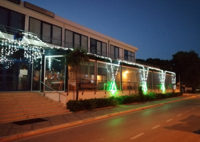 Luminarie San Salvo Realizza illuminazioni professionali per il tuo negozio, la tua città, o la tua cerimonia preferita. Lavoriamo sul territorio abruzzese, con sede a San Salvo. Illuminazioni san salvo, illuminazioni vasto, illuminazioni cupello, illuminazioni montenero, illuminazioni petacciato e dintorni.