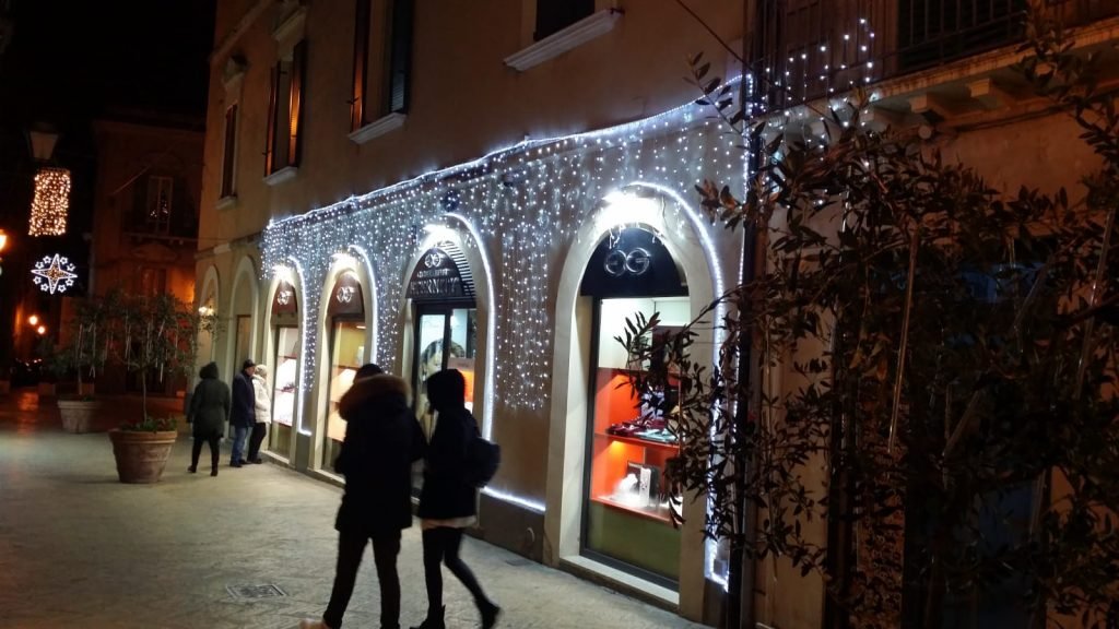 Luminarie San Salvo Illumina il tuo negozio