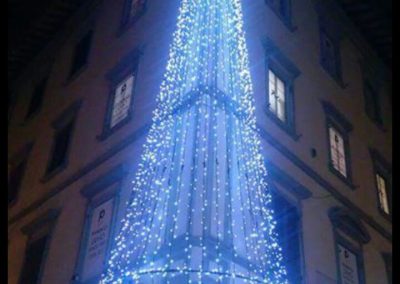 Luminarie San Salvo Realizza illuminazioni professionali per il tuo negozio, la tua città, o la tua cerimonia preferita. Lavoriamo sul territorio abruzzese, con sede a San Salvo. Illuminazioni san salvo, illuminazioni vasto, illuminazioni cupello, illuminazioni montenero, illuminazioni petacciato e dintorni.
